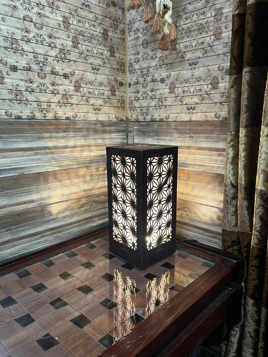 Japanese style table lamp